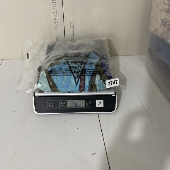 Dolcezza Artsy Henley Top in Womens Size S - Picture 8 of 8